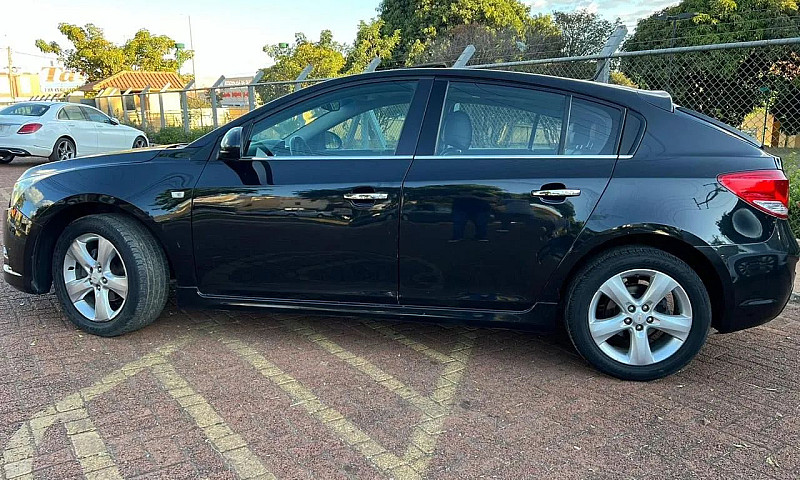 Chevrolet Cruze Hb S...