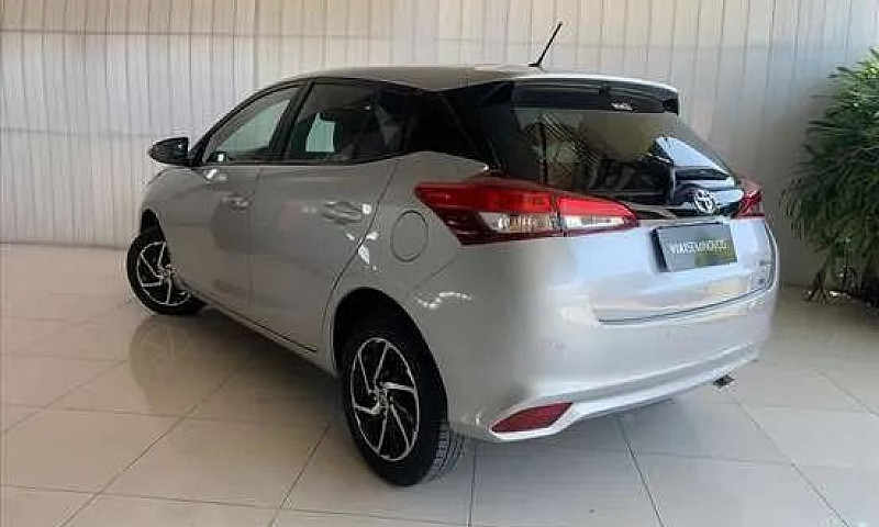 Toyota Yaris Xls 1.5...