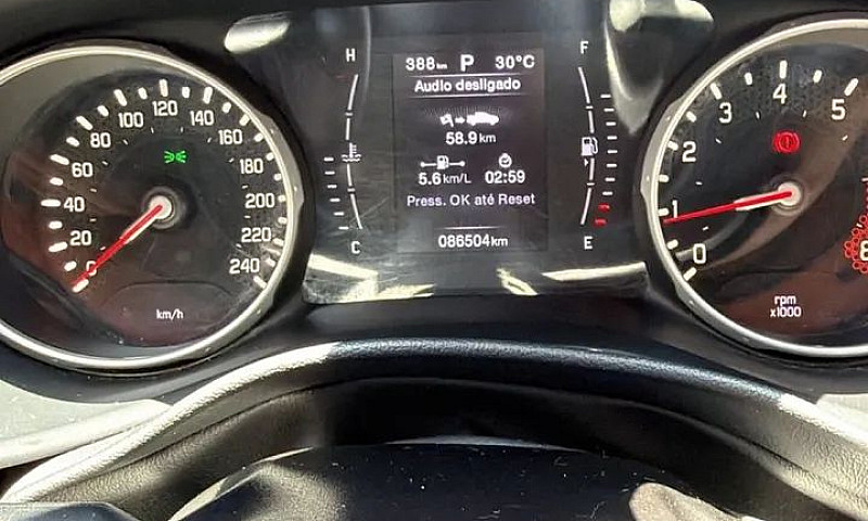 Fiat Toro Freedom 1....