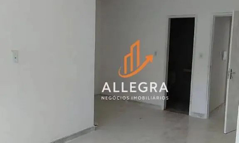 Casa Solta No Eusebi...
