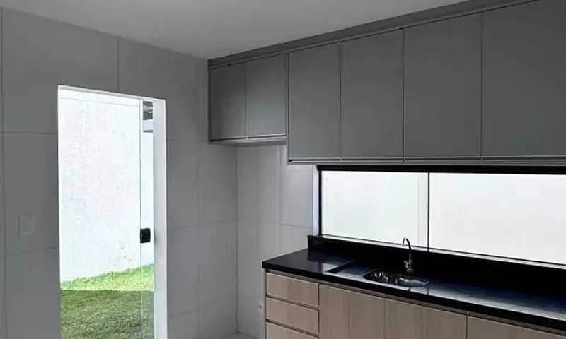 Linda Casa Próxima A...