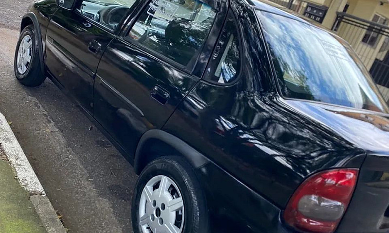 Chevrolet Corsa Sed ...