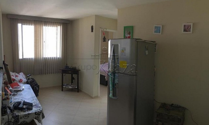 Apartamento / Padrão...