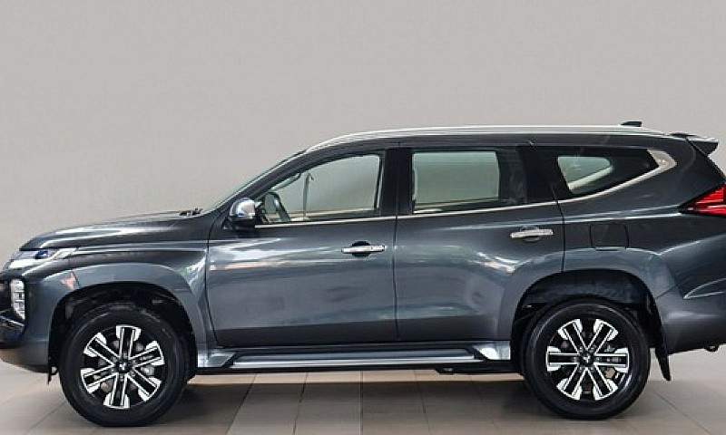 Pajero Sport Hpe 2.4...