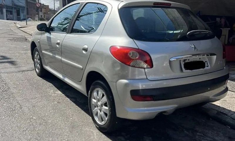Peugeot 207 Xr Prata...