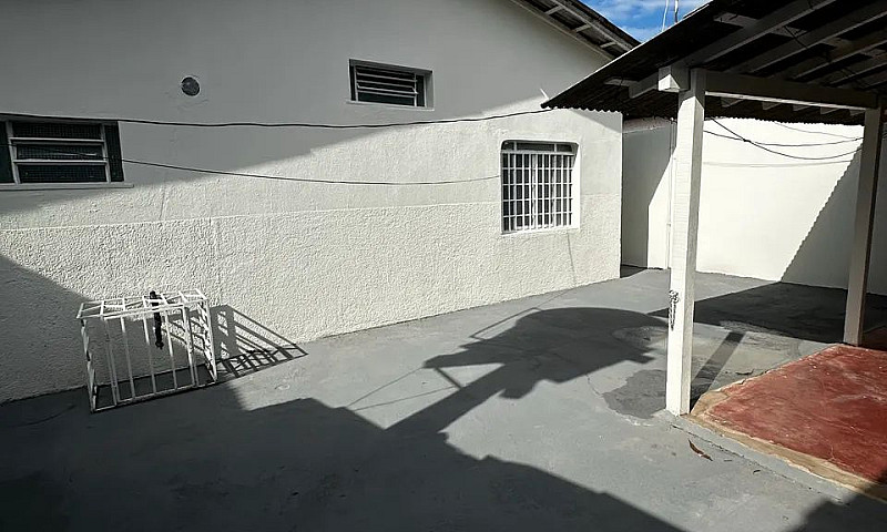 Locação. Casa 3 Quar...