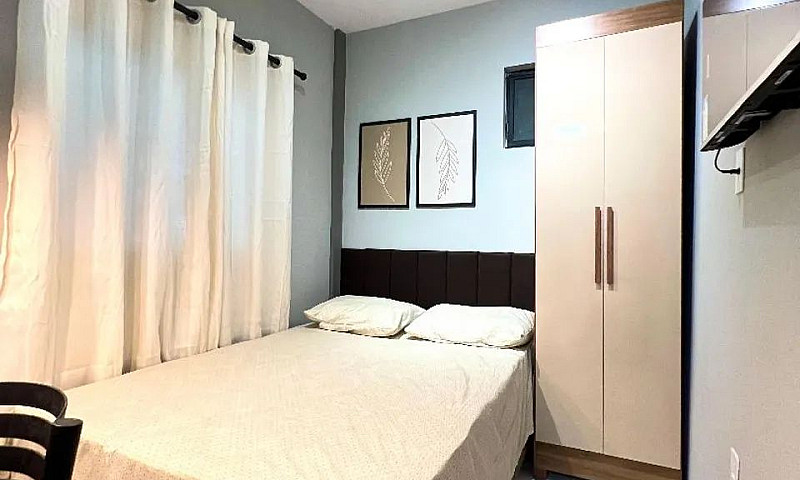 Studio Mobiliado Em ...
