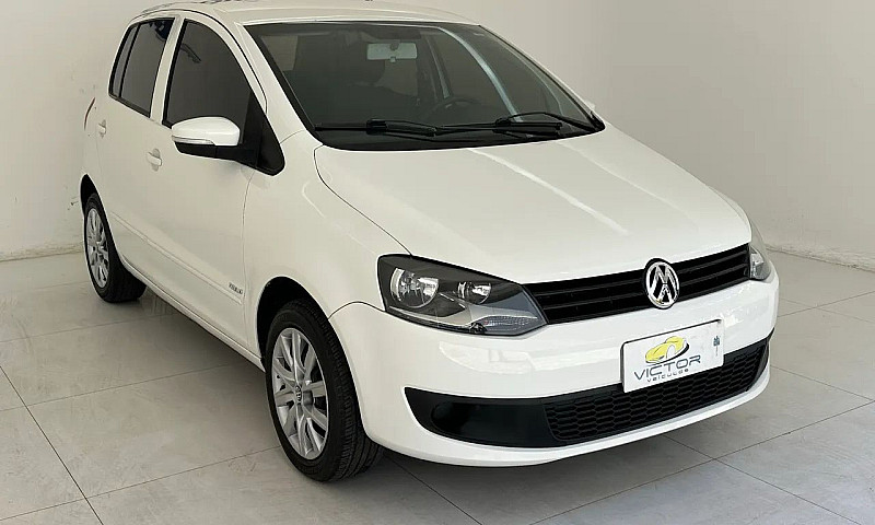 Volkswagen Fox 1.6 M...