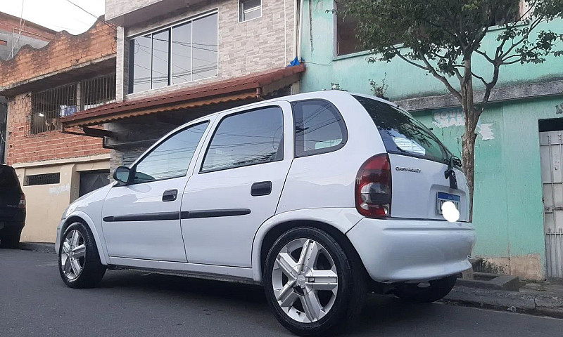 Chevrolet Corsa Wind...