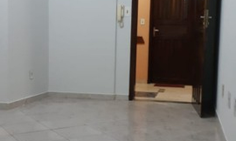 Alugo Kitinete 1 Qua...