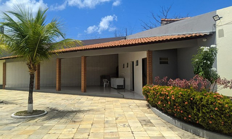 Casa ?Condomínio Fec...