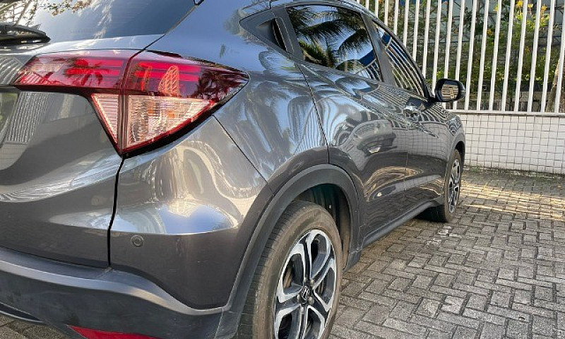 Honda Hrv Touring...