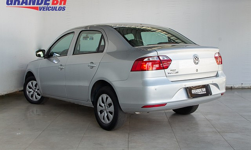 Volkswagen Voyage 1....