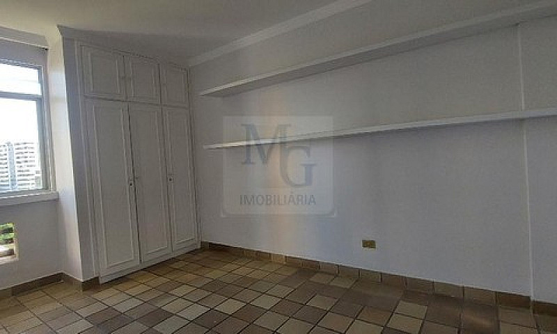 Edf. Arraial De Casa...