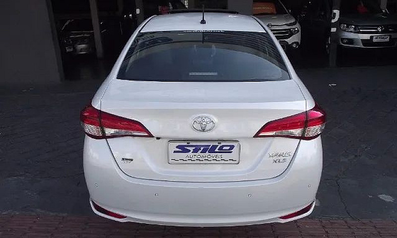 Toyota Yaris Sedan X...