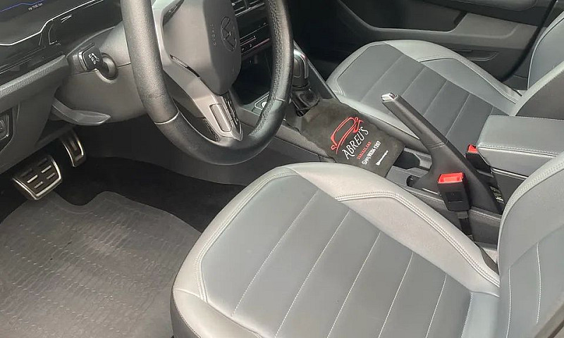 Volkswagen Nivus Hig...