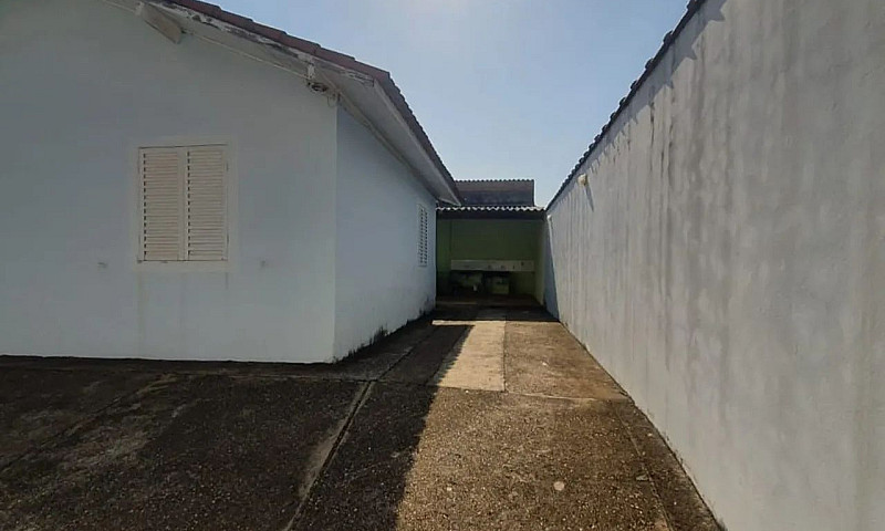Casa Ampla Em Votora...