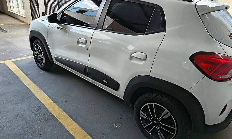 Renault Kwid Zen 1.0...