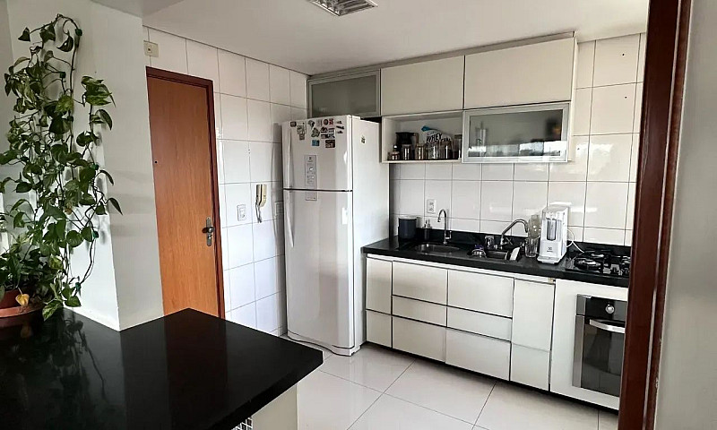 Apartamento Com 3 Qu...