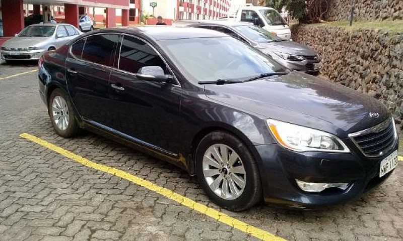 Kia Motors Cadenza...