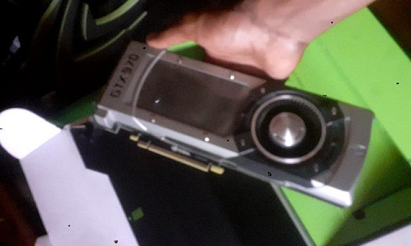 Vendo Geforce Gtx 97...