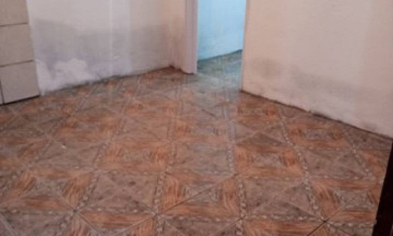Casa Pequena 1 Quart...