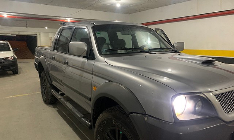 L200 Outdoor...