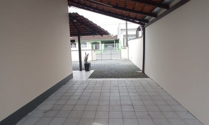 Casa Com 01 Suíte + ...