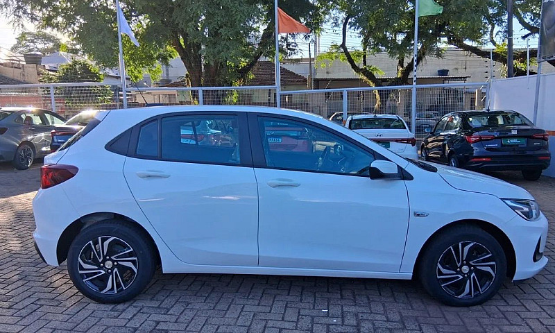Chevrolet Onix Hatch...