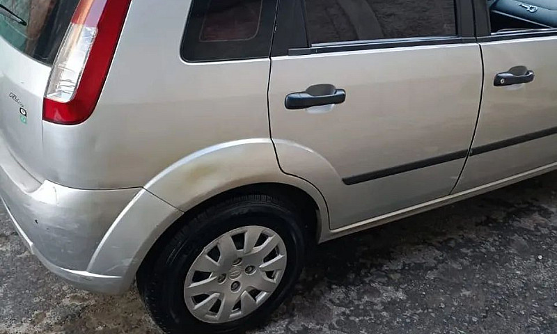 Ford Fiesta 1.0 8V F...