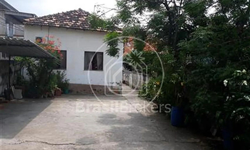 Casa À Venda Com 496...