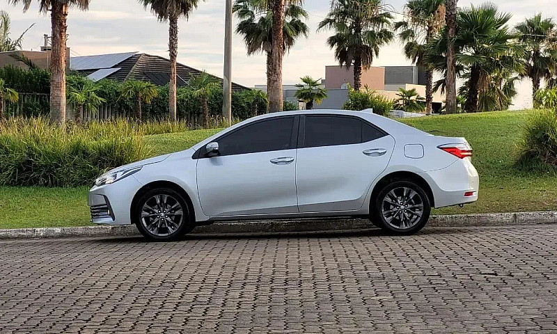 Toyota Corolla Xei 2...