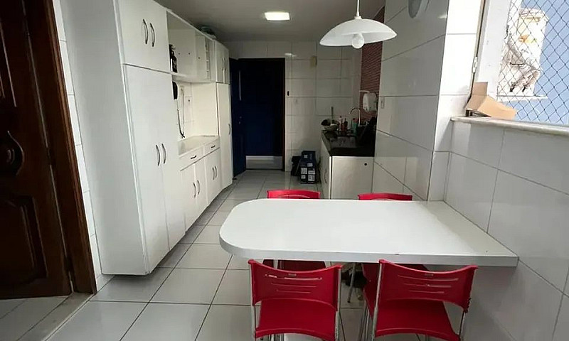 Ed Village: Apartame...