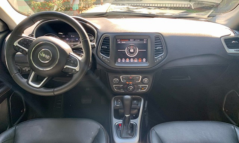 Jeep Compass Longitu...