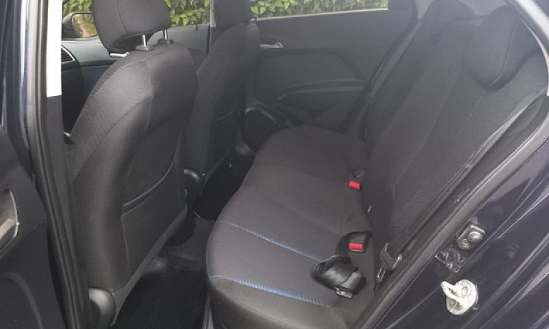 Hb20 Hatch 1.6 Confo...