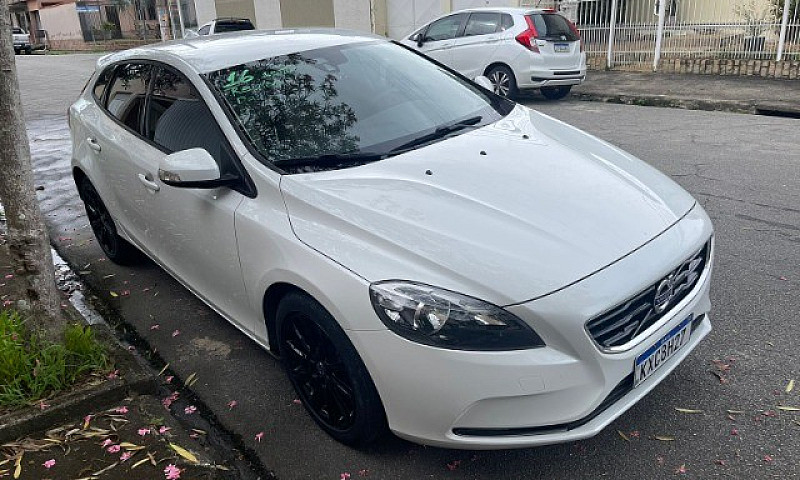 Volvo V40 T3 1.5 Tur...