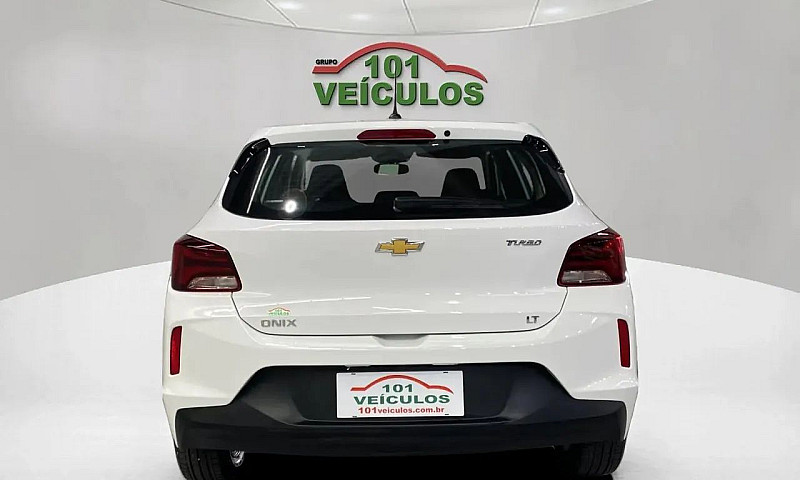 Chevrolet Onix Hatch...