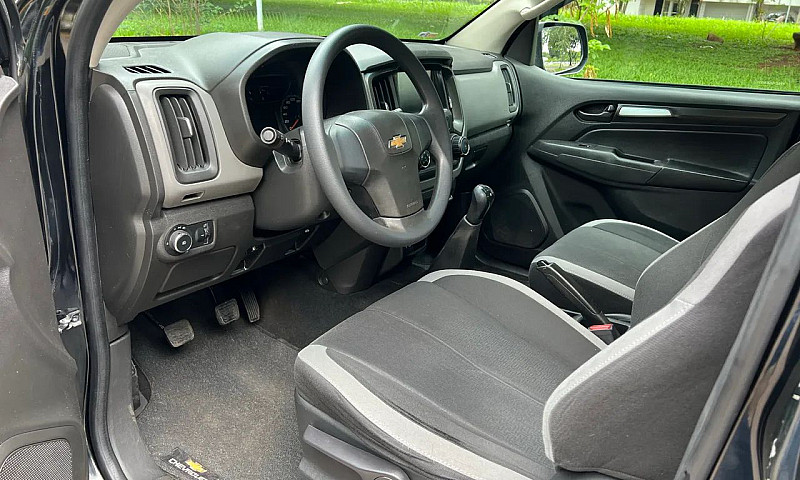 Chevrolet S10 Pick-U...