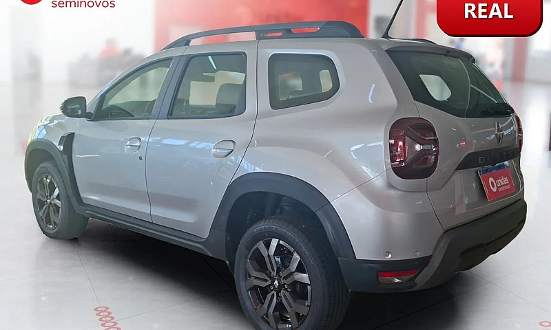 Renault Duster Iconi...