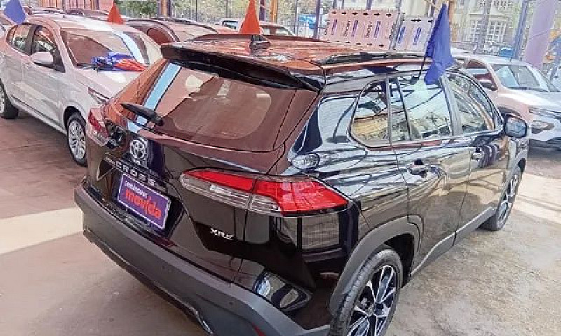 Toyota Corolla Cross...