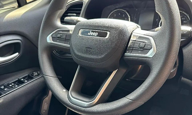 Jeep Renegade T270 1...