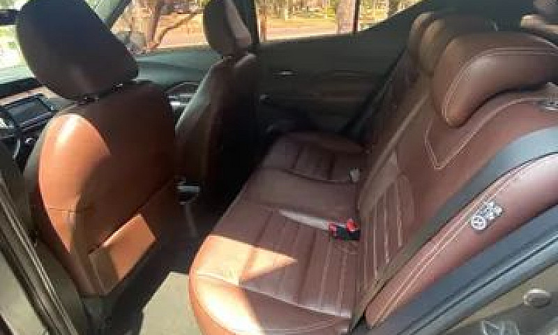 Nissan Kicks, Único ...