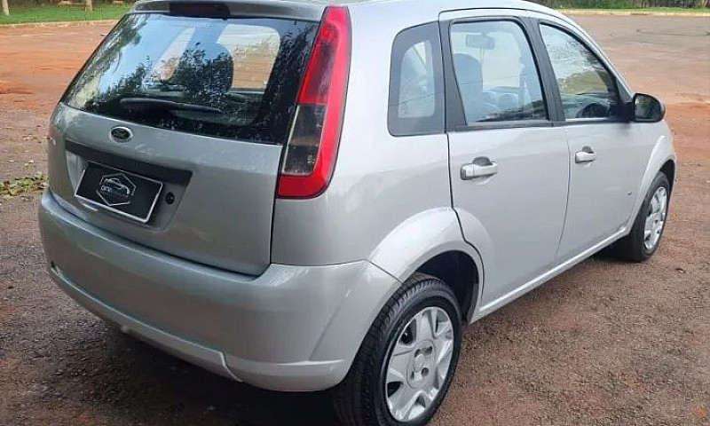 Ford Fiesta Se 1.0 8...