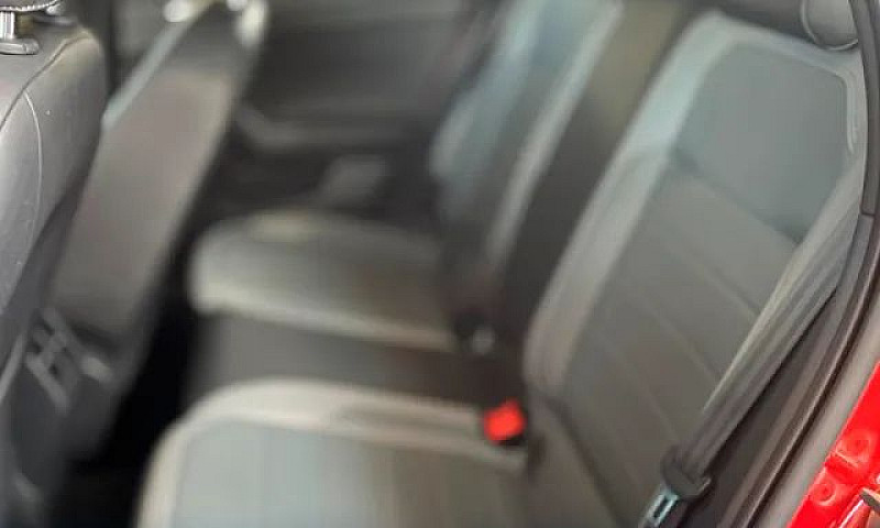 Volkswagen Nivus Hig...