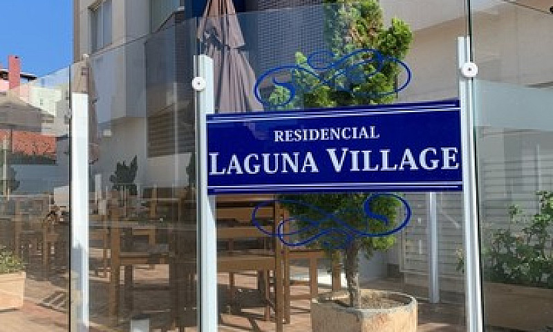 Laguna Village, Mar ...