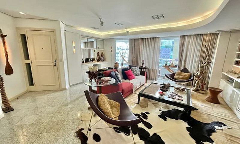 Amplo Apartamento Co...