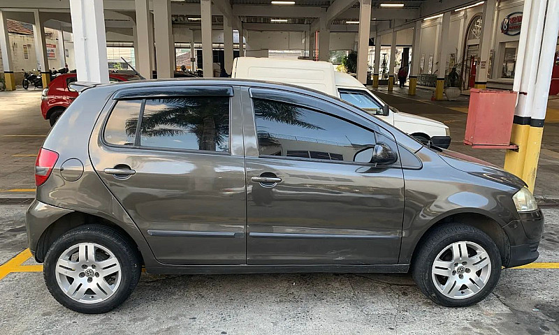 Volkswagen Fox Plus ...