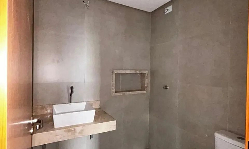 Lake House Residence...