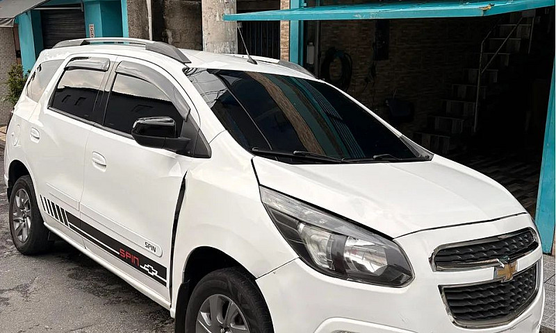 Chevrolet Spin Advan...