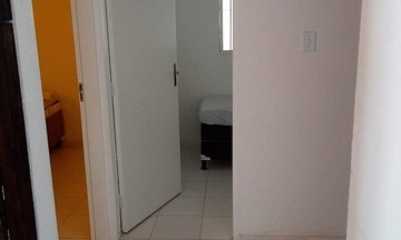 Casa Com Piscina Pró...